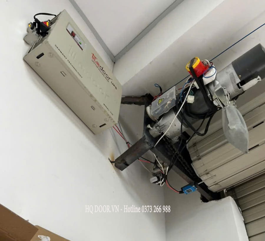 Sửa chữa cửa cuốn (13)