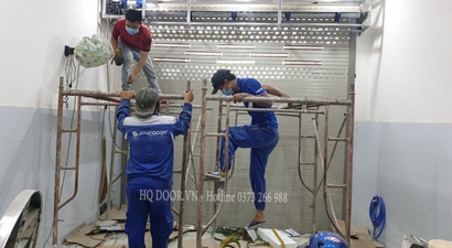 Sửa Cửa Cuốn Hà Đông Êm, Bền, Giá Gốc Từ Hãng